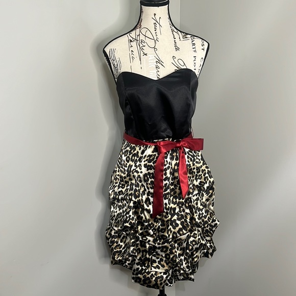 Studio Y Dresses & Skirts - Studio Y Leopard Print Strapless Dress 7/8 | A8